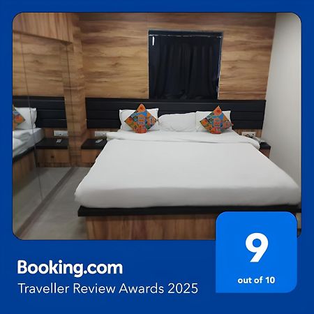 Glitz Hotels Sai Guest House - Nr Inorbit Mall Vashi Navi Mumbai Exteriör bild