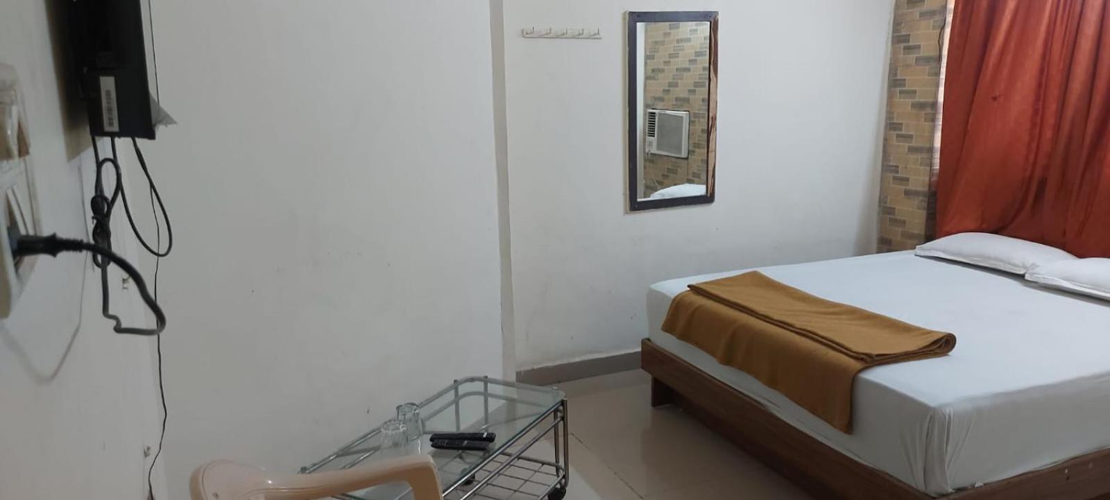 Glitz Hotels Sai Guest House - Nr Inorbit Mall Vashi Navi Mumbai Exteriör bild