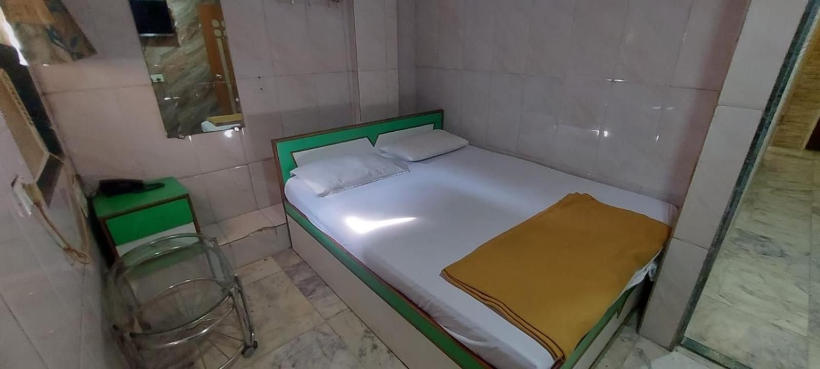 Glitz Hotels Sai Guest House - Nr Inorbit Mall Vashi Navi Mumbai Exteriör bild