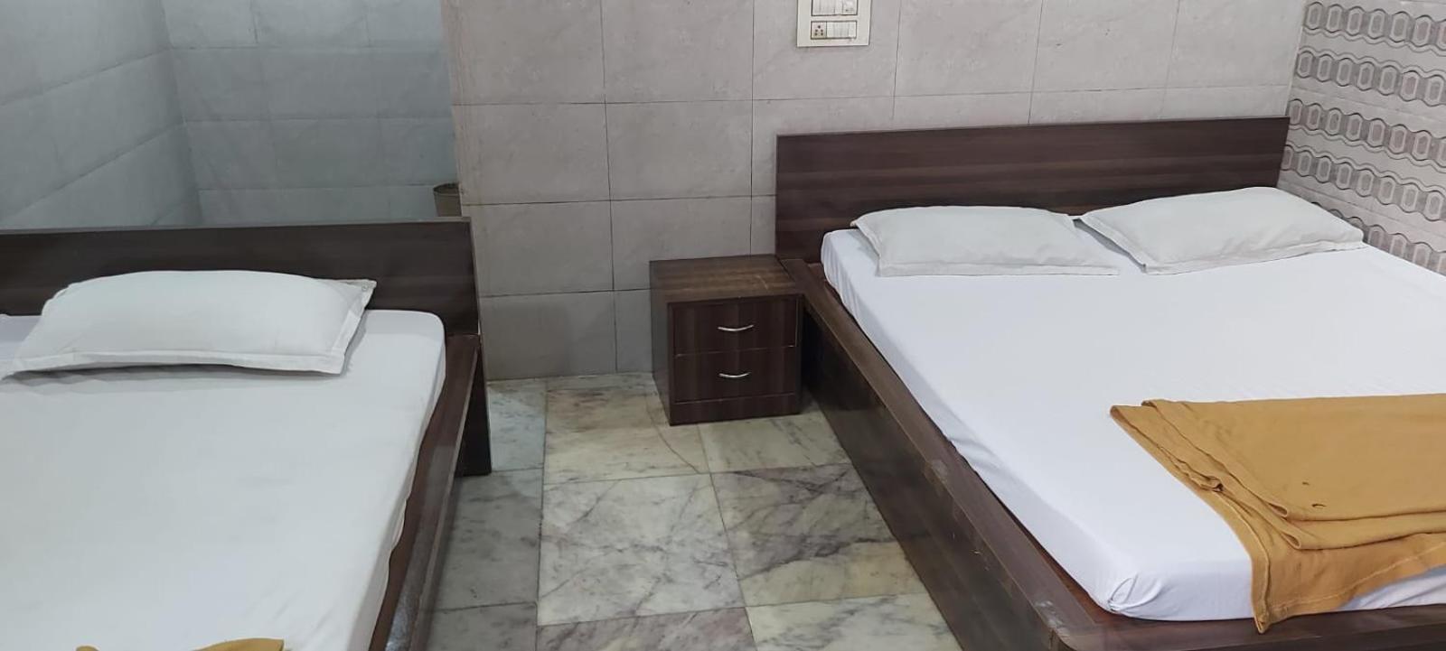 Glitz Hotels Sai Guest House - Nr Inorbit Mall Vashi Navi Mumbai Exteriör bild
