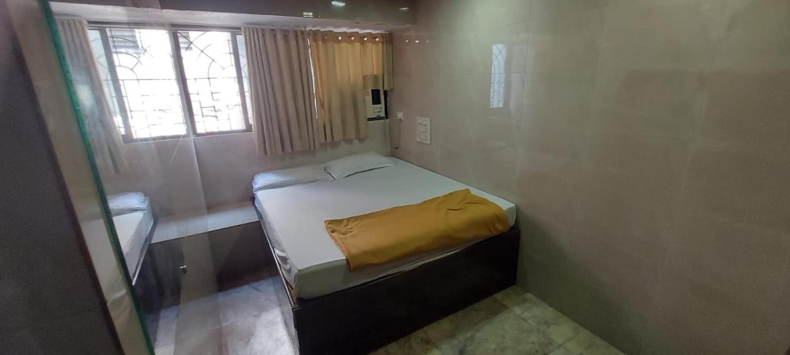 Glitz Hotels Sai Guest House - Nr Inorbit Mall Vashi Navi Mumbai Exteriör bild