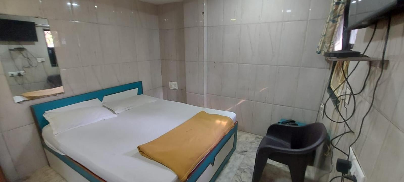 Glitz Hotels Sai Guest House - Nr Inorbit Mall Vashi Navi Mumbai Exteriör bild